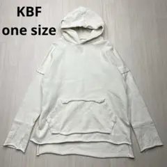 ● KBF ケービーエフ　フーディー　プルオーバー　　パーカー　アイボリー　F