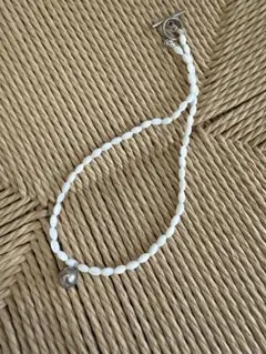 シルバーボール　ホワイト　ビーズ　ネックレス　handmade