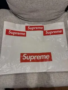 Item thumbnail for item 75c0c24f-eb06-4aeb-8995-70da89a11da2