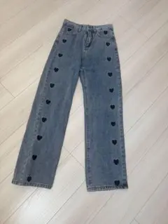 W♡C ハート刺繍　デニムパンツ