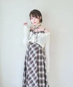 ロゼミューズ　Bell sleeve boleroホワイト　関コレ　白　新品
