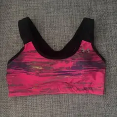 UNDER ARMOUR スポーツブラ S-Mアンダーアーマー購入後未使用・新品