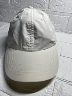 ヒューゴ　ボス　ホワイトキャップ