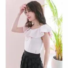 【新品未使用】クールタッチUVオフショルラッフルニット