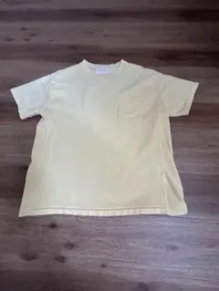 ARMY RESEARCH DIVISION クルーネックTシャツ 淡い黄色