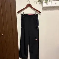 DIADORA ブラックテニスパンツ