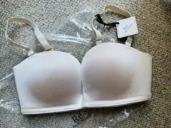 新品未使用　Re: by Reinest Diva ノンワイヤーブラ E70