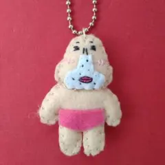 ハンドメイド　フェルトマスコット 日焼けしたオジサン大　濃ピンクパンツ