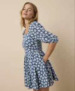 【新品未使用】American Eagle 花柄ミニワンピース