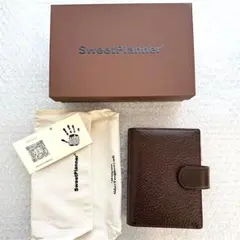 Item thumbnail for item d4dcda4a-3c9d-4b80-8d8d-43f89094942d