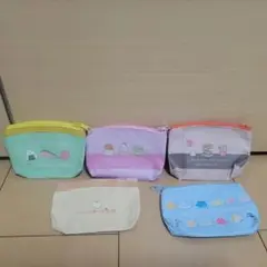 ガチャガチャ カプセルトイ つぶらな瞳シリーズ ポーチ