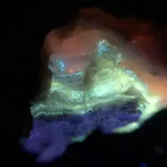 北海道産オパール 蛍光 鉱物 標本 原石