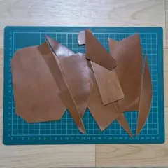 【現品限り】HORWEEN ホーウィン シェルコードバン はぎれ レザークラフト