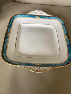 Item thumbnail for item ab0424dd-2d25-44ae-9a6a-2e81132ff104