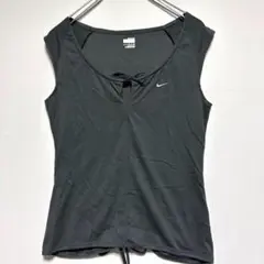 ナイキ　Nike レディース ブラック タンクトップ S バック絞れる 夏
