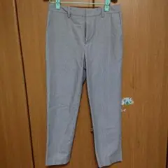 ユニクロ　イージーケアストレッチクロップドパンツストライプ