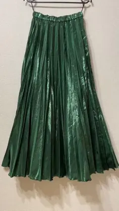 UN3D.ORIGAMI PLEATS SK GREEN