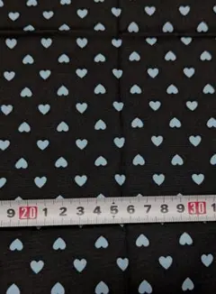 ●黒系？濃紺系？●落ち着いた水色系のハート●５０ｃｍ●延長可●