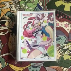 【美品】ONE PIECEカードゲーム 公式スリーブ ウタ 70枚