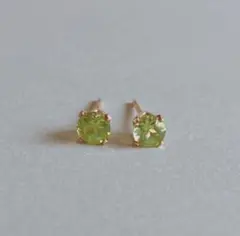 [14kgf] ペリドットピアス/イヤリング