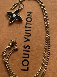 【箱袋付き】Louis Vuitton エピ チャーム ネックレス ヴィトン