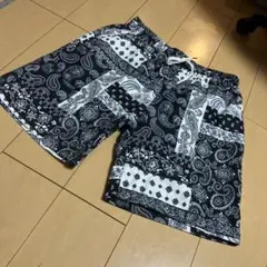 バンダナ柄 ショートパンツ ブラック・ホワイト