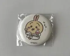 ちいかわ観光　缶バッジ　うさぎ