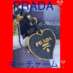【イタリア発❣️PRADA❣️完売目前❣️真っ赤なハートが可愛い❣️キーチャーム