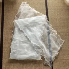ストール　ホワイトオーガンジー生地 フリルエッジ