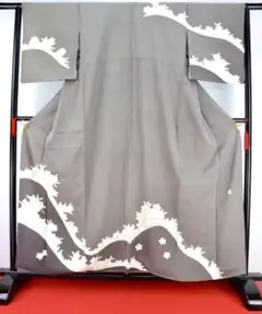 【訪問着】落款有 白の花にピンクと青