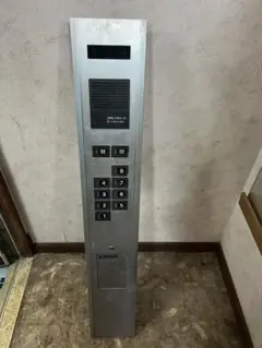 エレベーター　操作盤　押しボタン③ エレベーターの「開」は左にある？ 知っていれば押し間違えない