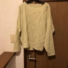 薄い黄緑色 Mサイズ ながそで　カットソー