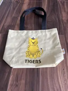 阪神タイガース　トートバッグ ①