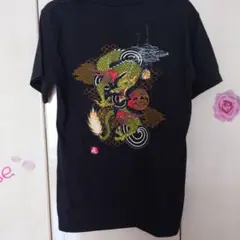ドラゴン刺繍 Tシャツ 黒