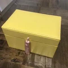 Item thumbnail for item dd3b948e-7447-4e73-baad-fe14fa3130ab