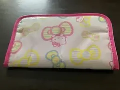 【未使用】ハローキティ ファッションポーチ多目的ケース　マルチケース　通帳ケース