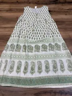 Item thumbnail for item 2dce6c0e-277c-43f2-8b5d-c5107c99dff8