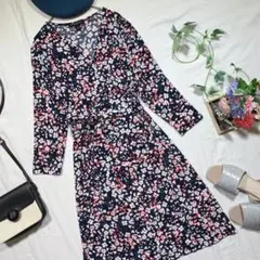 バナナ・リパブリック【XS】カシュクールワンピース 花柄 総柄 ストレッチ
