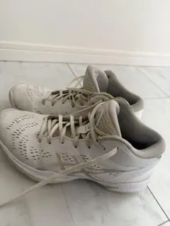 ASICS バスケットボールシューズ ホワイト　ゲルフープ