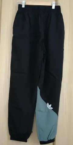 adidas KIDSパンツ ブラック S 美品