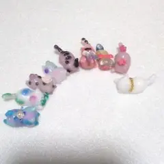 ぐで猫　パーツ　チャーム　ピンク系　８個セット＋オマケ１個