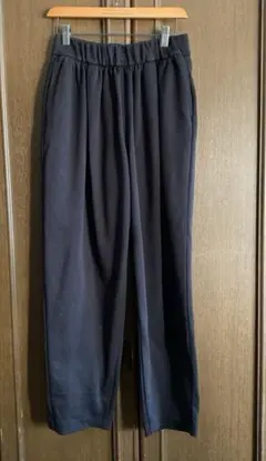 ユニクロ　スウェットギャザーパンツ　UNIQLO U