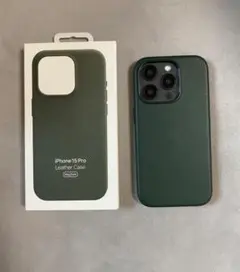 【新品】純正互換品 iPhone15 ケースレザーケース グリーン