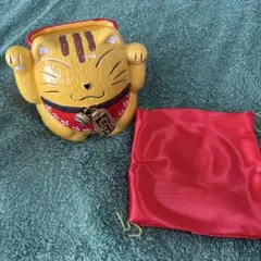 招き猫　貯金箱