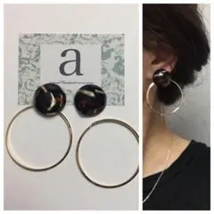 1027 2way☺︎ブラックのレトロピアス×ゴールドフープ☺︎