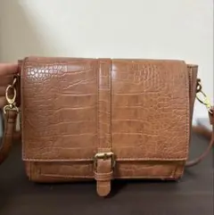 ブラウンレザーショルダーバッグ クロコダイル型押し