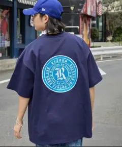 ☆モノマート☆ビッグワッペンロゴオーバーサイズユニセックスTシャツ紺L☆
