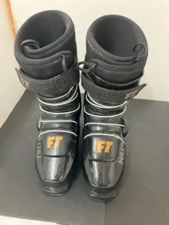 FT Classic スキーブーツ 黒/黄色