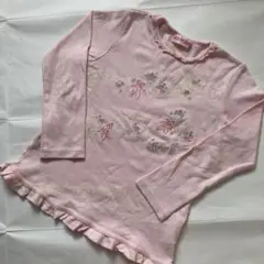 メゾピアノ　春秋　長袖　可愛い　刺繍　カットソー