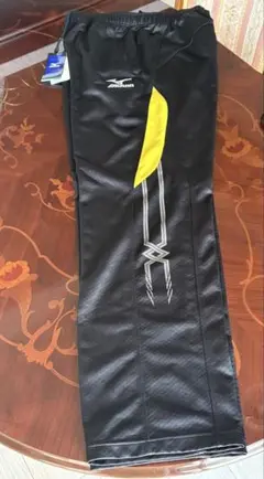 ミズノ ジャージ 下 LL 新品未使用